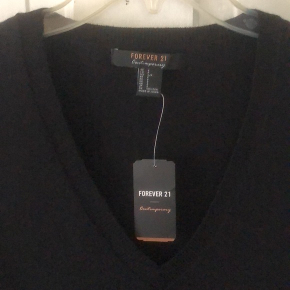 NWT • Forever 21 CONTEMPORARY • V-Neck Knit Sweater Dress w Stripe Sleeve Detail - Picture 8 of 12